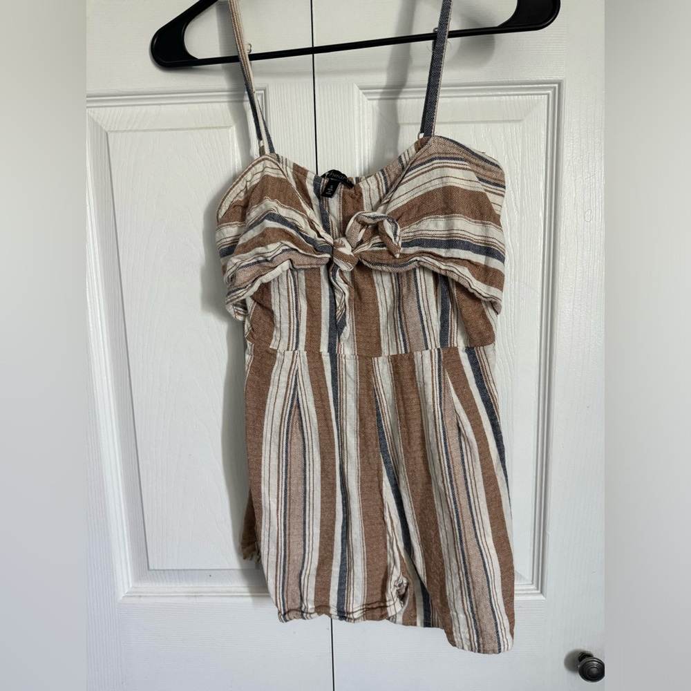 Shorts romper